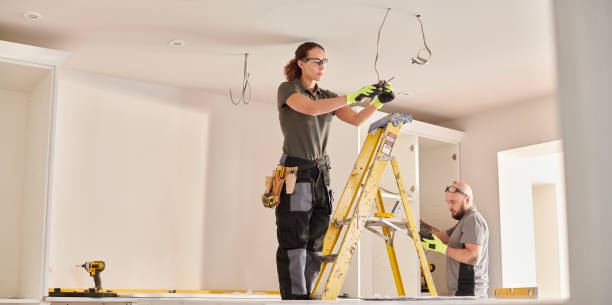 Best Affordable Emergency Electrician  in Bay St Louis, MS